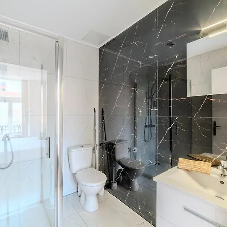 Apartment Florea 6-8p - 3 Salles De Bain 4ch Parking